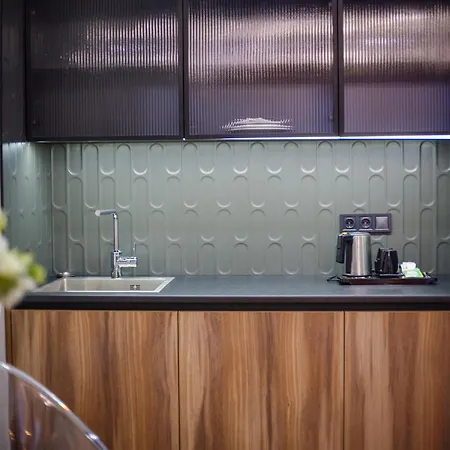 Mola Mola Aparthotel 4*