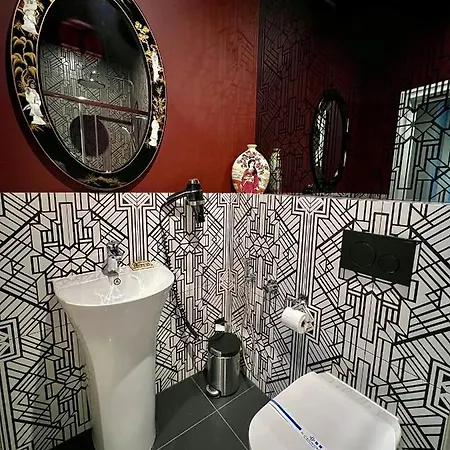 Mola Mola 4* Lviv