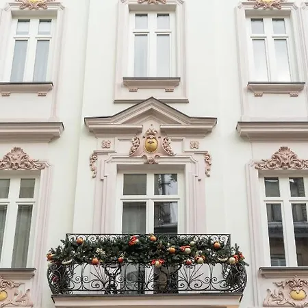 Mola Mola Aparthotel