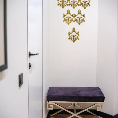 Mola Mola Aparthotel