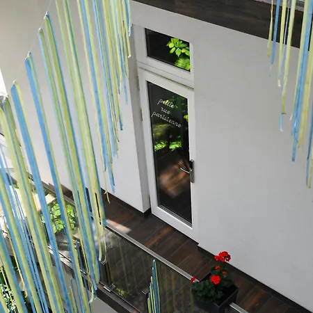 Aparthotel Mola Mola Lviv