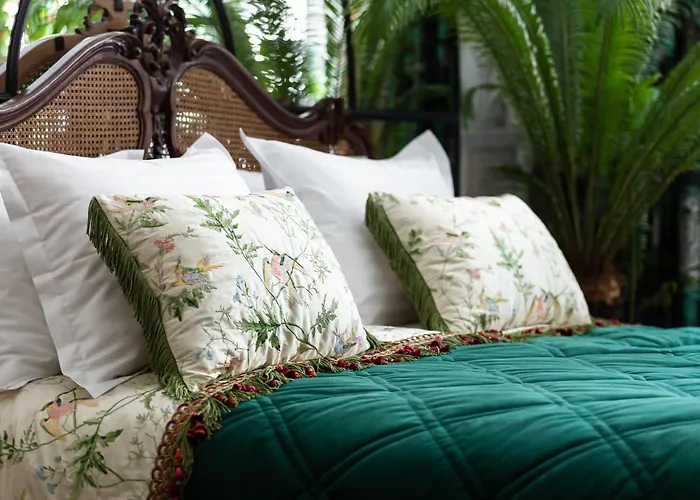 Mola Mola 4* Львов