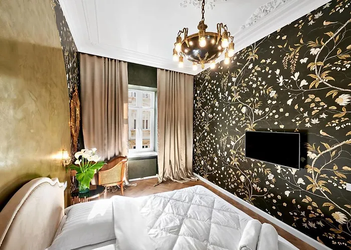 Mola Mola Aparthotel 4*