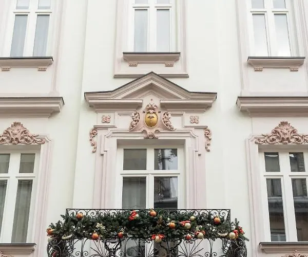 Mola Mola Aparthotel