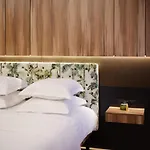 Mola Mola 아파트호텔 리비프