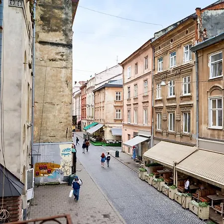 Mola Mola Lviv